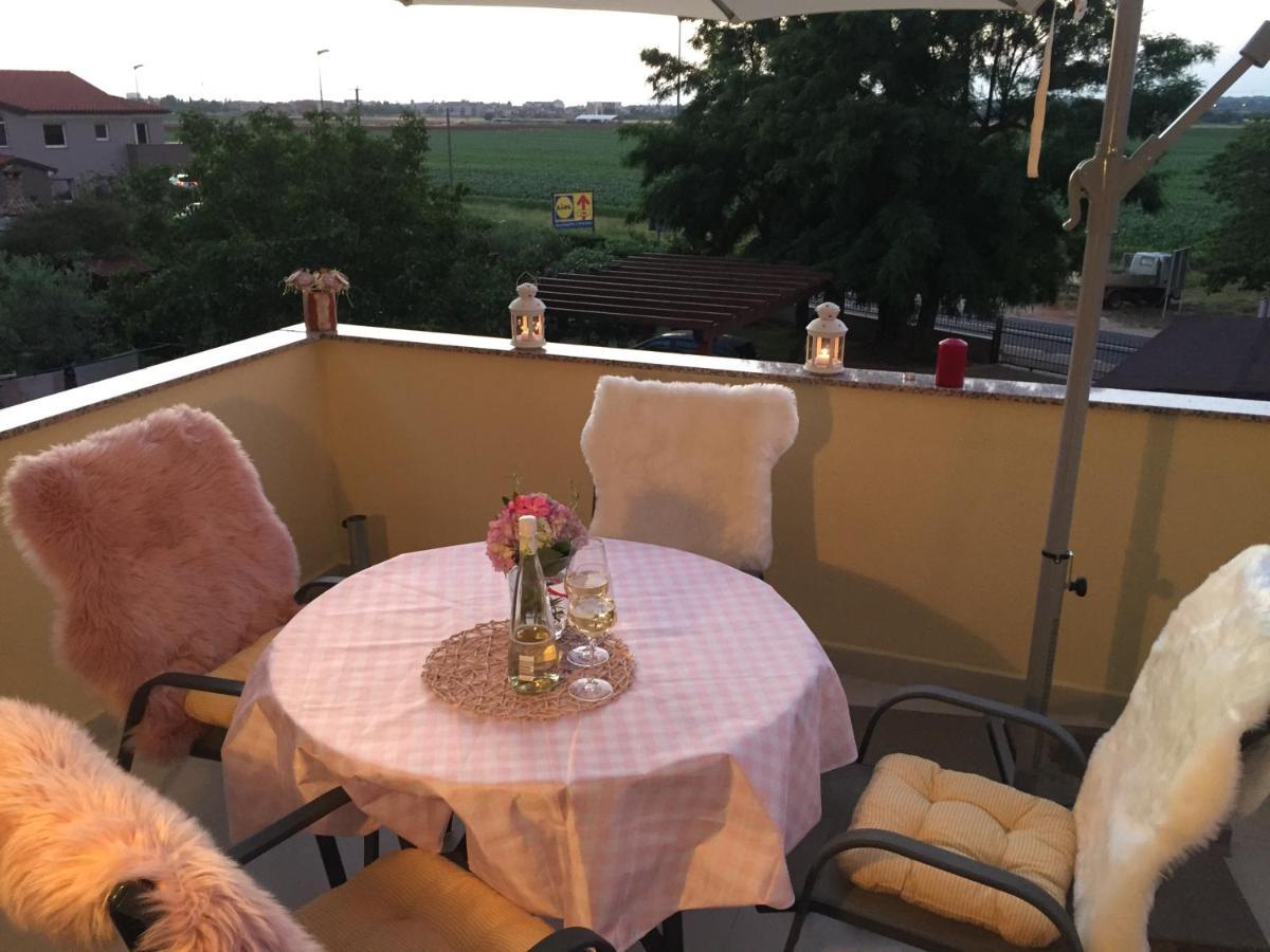 Remi Lägenhet Umag Exteriör bild